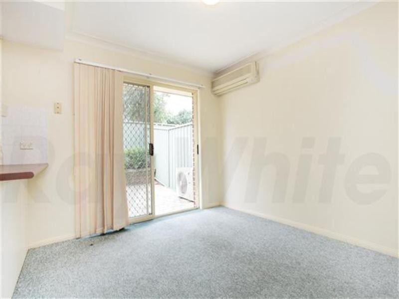 4/44-46 Luttrell Street, Glenmore Park NSW 2745