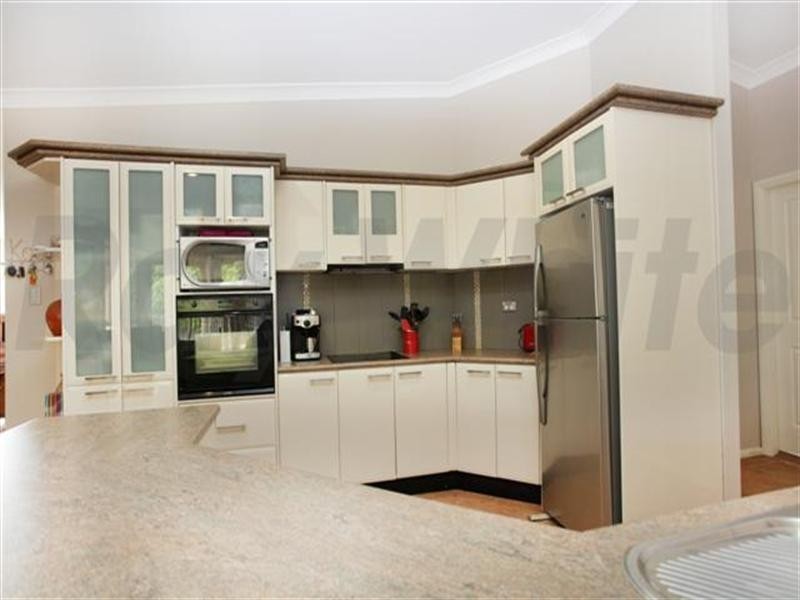 35 Geranium Close, Glenmore Park NSW 2745