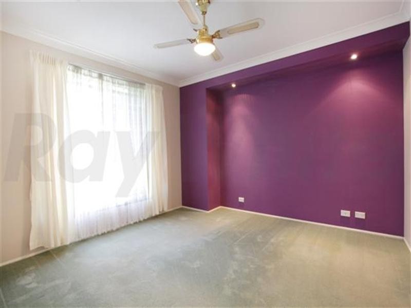 8 Kalua Place, Glenmore Park NSW 2745