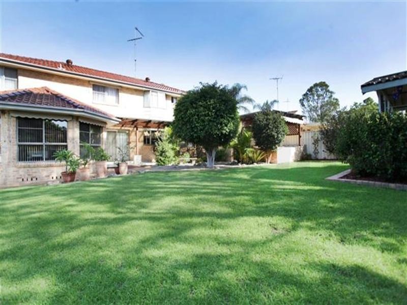 13 Lady Jamison Drive, Glenmore Park NSW 2745