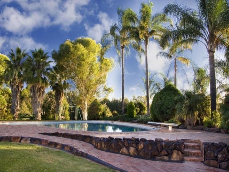 Luddenham NSW 2745