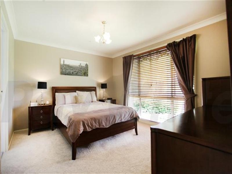 12 Sunbird Terrace, Glenmore Park NSW 2745