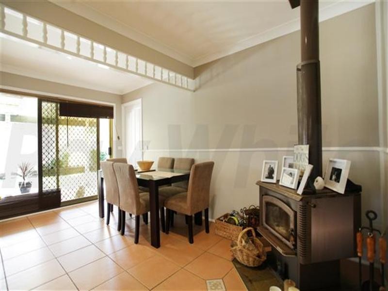 18 Woodi Close, Glenmore Park NSW 2745