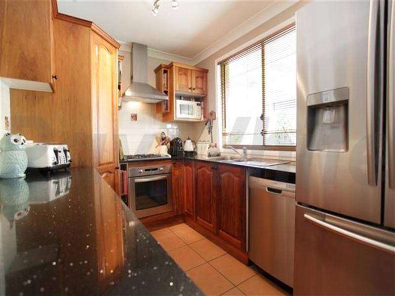 18 Woodi Close, Glenmore Park NSW 2745