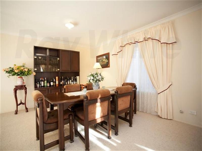 20 Waterford Way, Glenmore Park NSW 2745