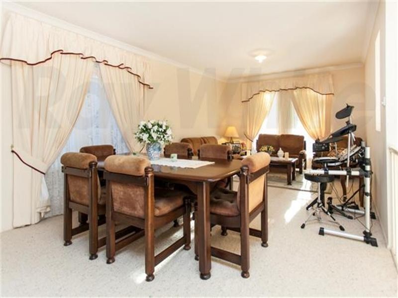 20 Waterford Way, Glenmore Park NSW 2745