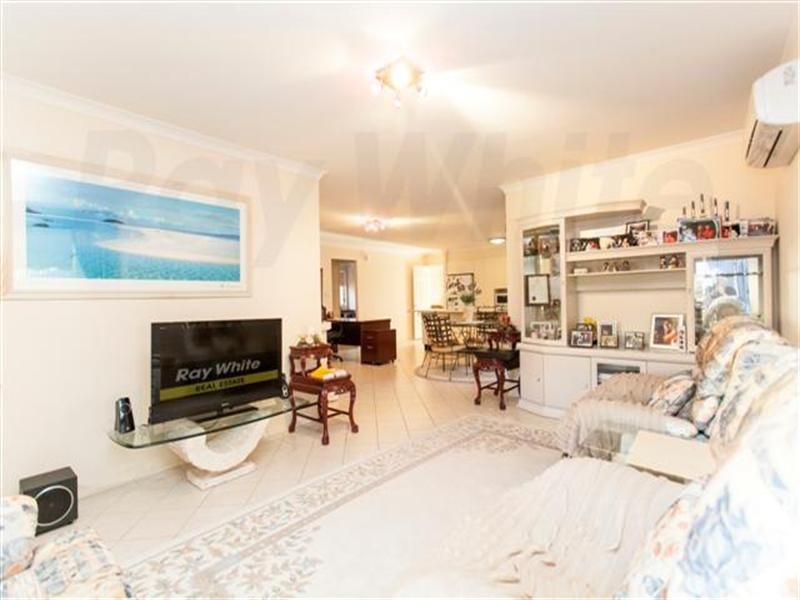 20 Waterford Way, Glenmore Park NSW 2745