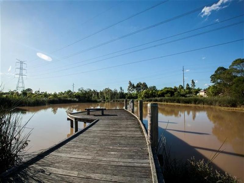 20 Waterford Way, Glenmore Park NSW 2745