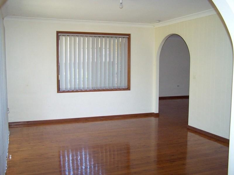 56 Mulgoa Road, Regentville NSW 2745