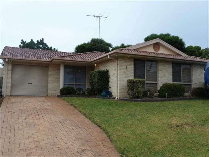 6 Punka Place, Glenmore Park NSW 2745