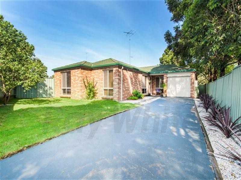 38 Ballybunnion Terrace, Glenmore Park NSW 2745