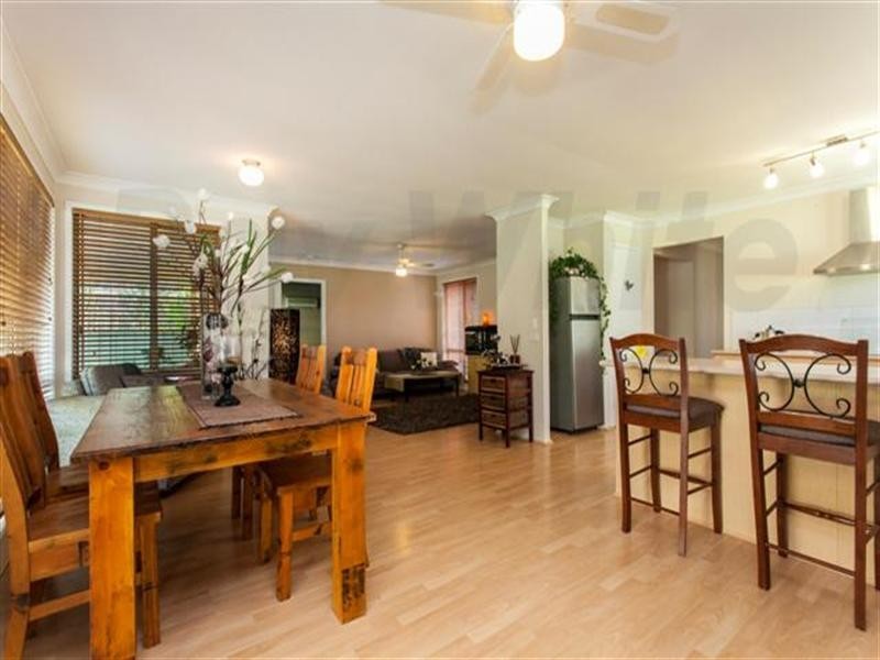 38 Ballybunnion Terrace, Glenmore Park NSW 2745