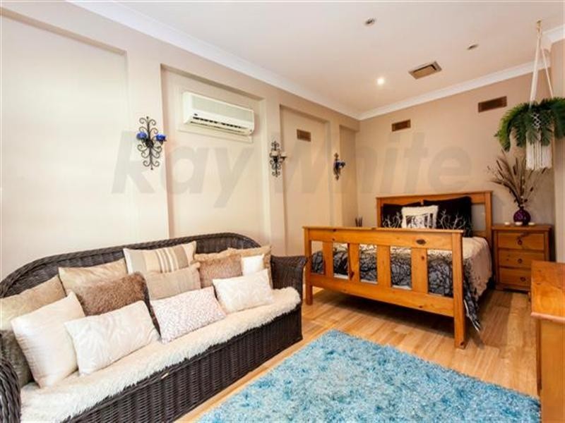 38 Ballybunnion Terrace, Glenmore Park NSW 2745