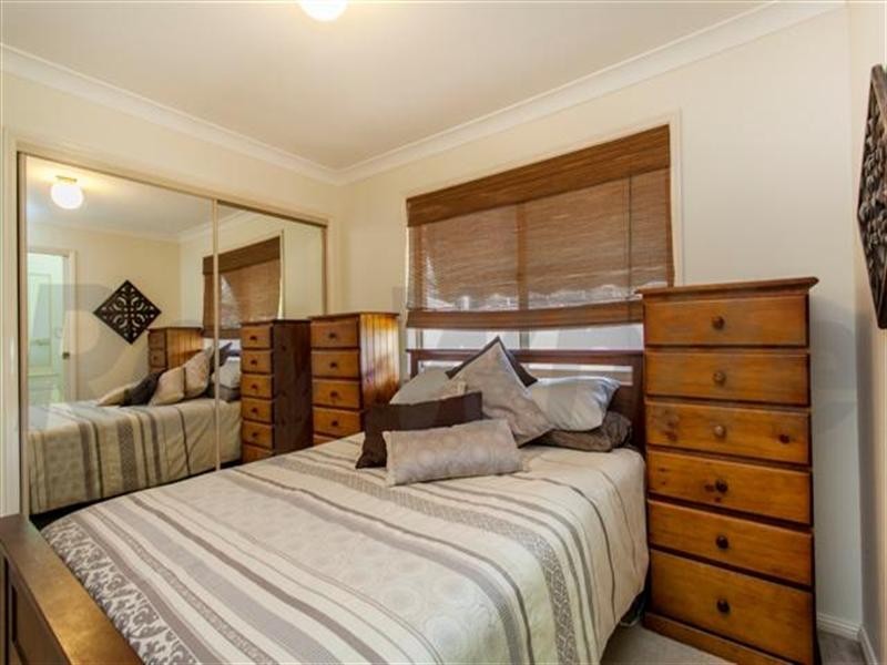 33 Minnek Close, Glenmore Park NSW 2745