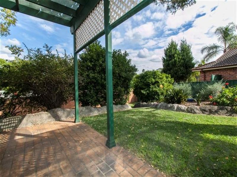 14 Stewart Place, Glenmore Park NSW 2745