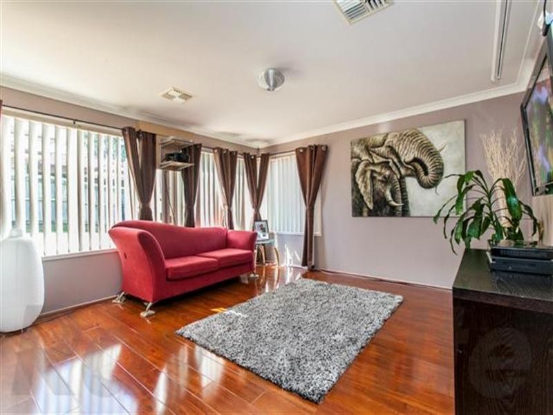 55 Oriole Street, Glenmore Park NSW 2745