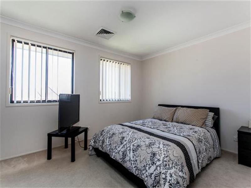 9 Wittama Drive, Glenmore Park NSW 2745