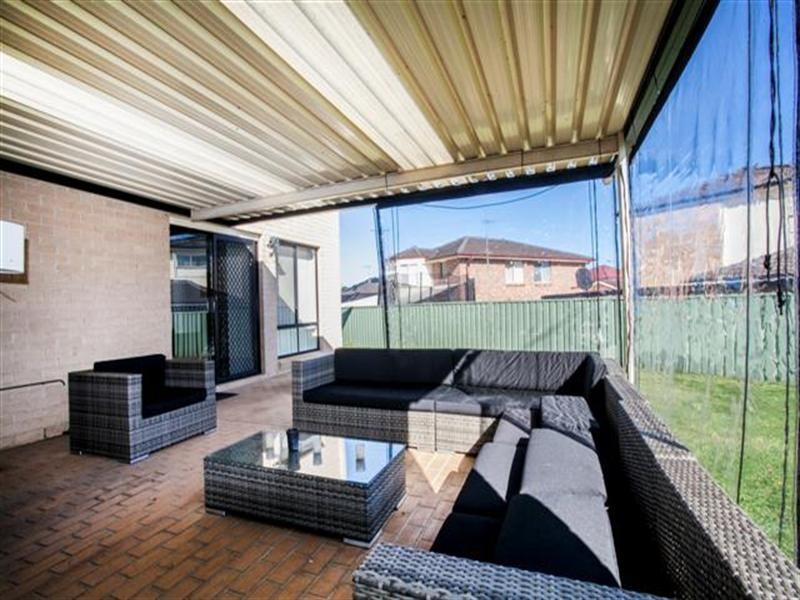 9 Wittama Drive, Glenmore Park NSW 2745