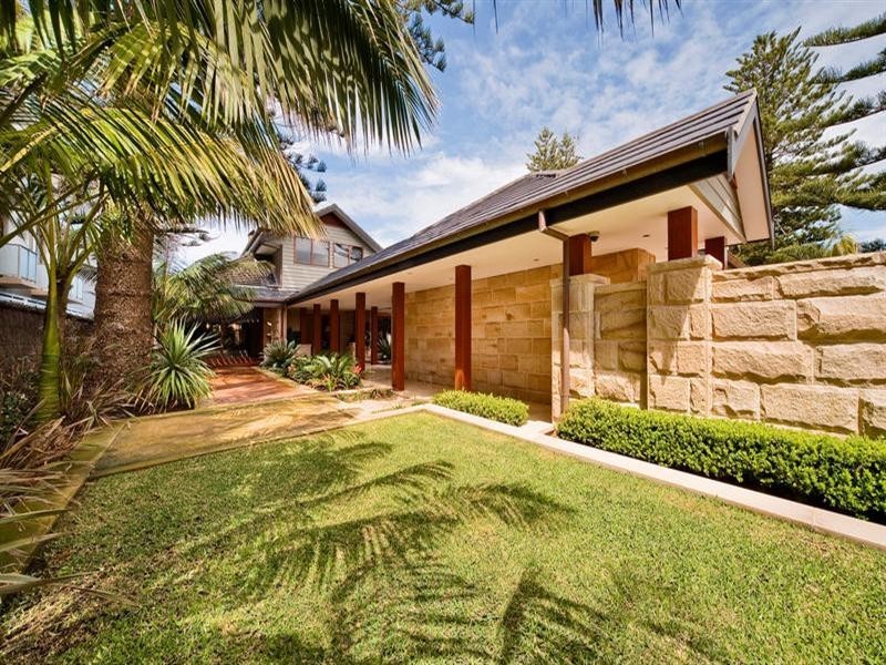 15 Surfview Road, Mona Vale NSW 2103