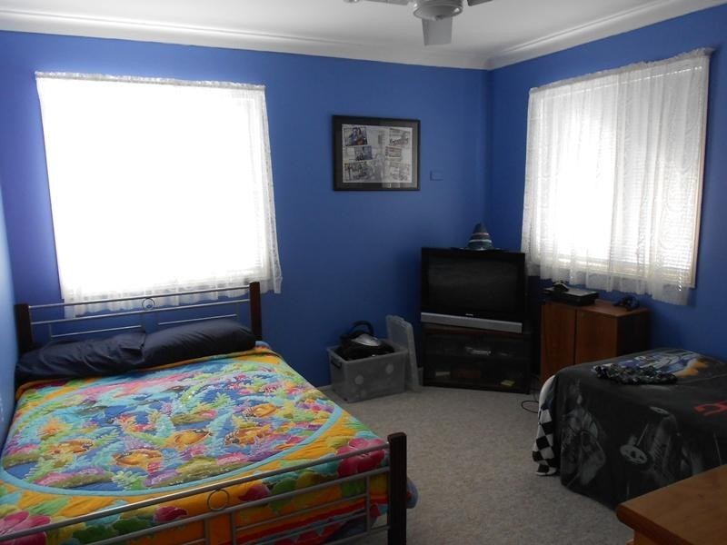 28 King Street, Somerset Dam QLD 4312