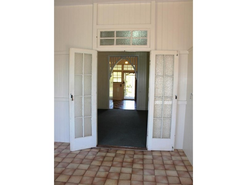 6 Mangerton Street, Toogoolawah QLD 4313