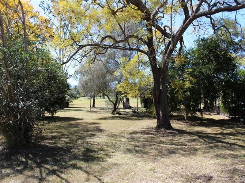 8 Mangerton Street, Toogoolawah QLD 4313