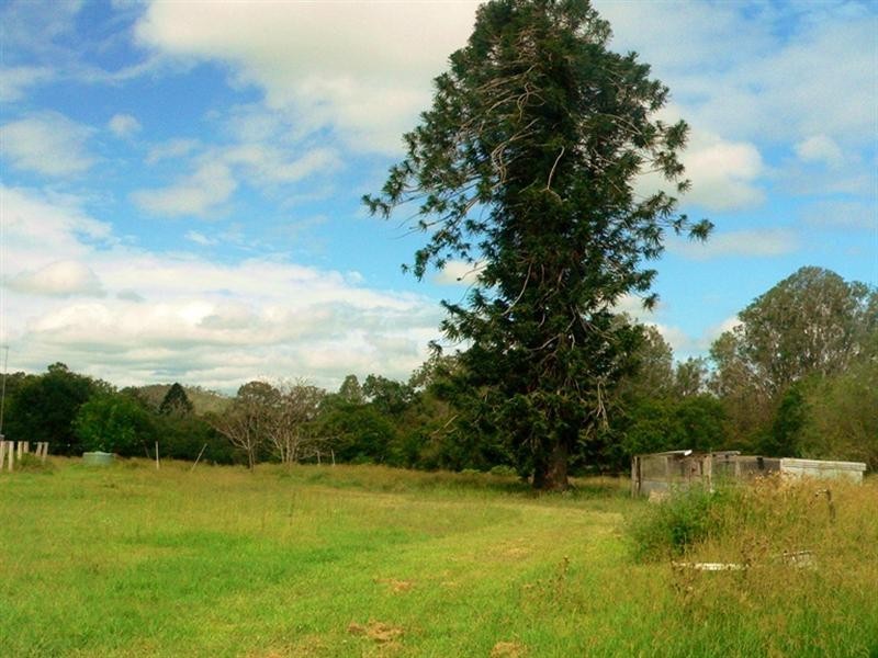 8499 D’Aguilar Highway, Moore QLD 4306