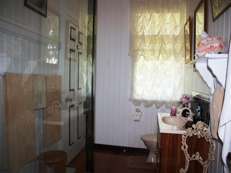 103 Ivory Creek Road, Toogoolawah QLD 4313