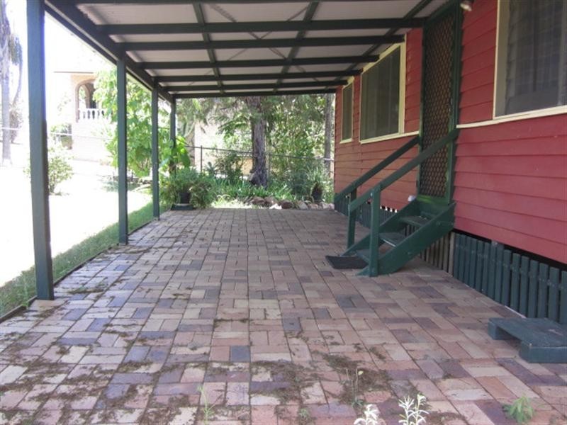 73 Fulham Street, Toogoolawah QLD 4313