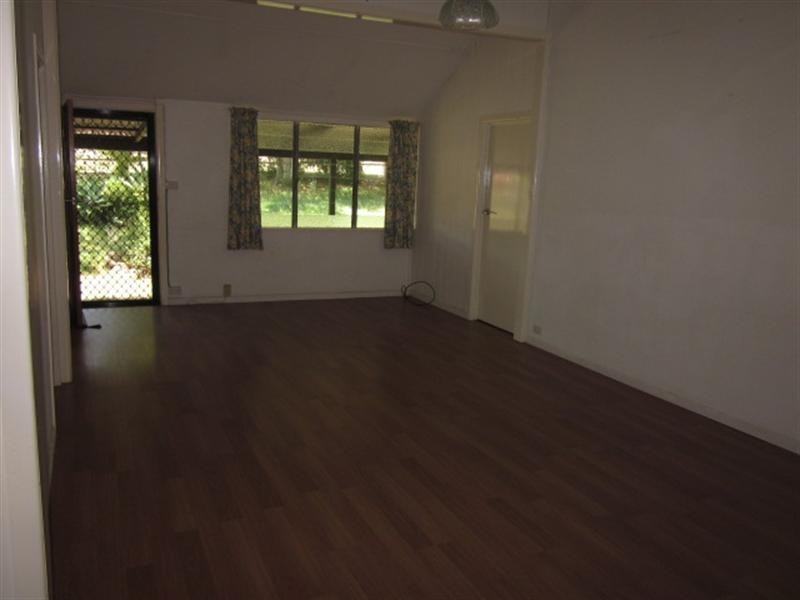 73 Fulham Street, Toogoolawah QLD 4313