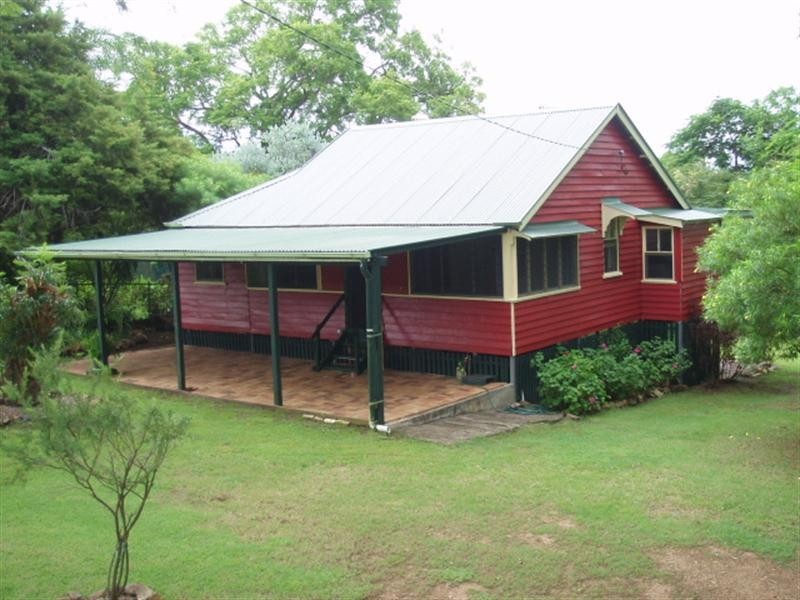 73 Fulham Street, Toogoolawah QLD 4313