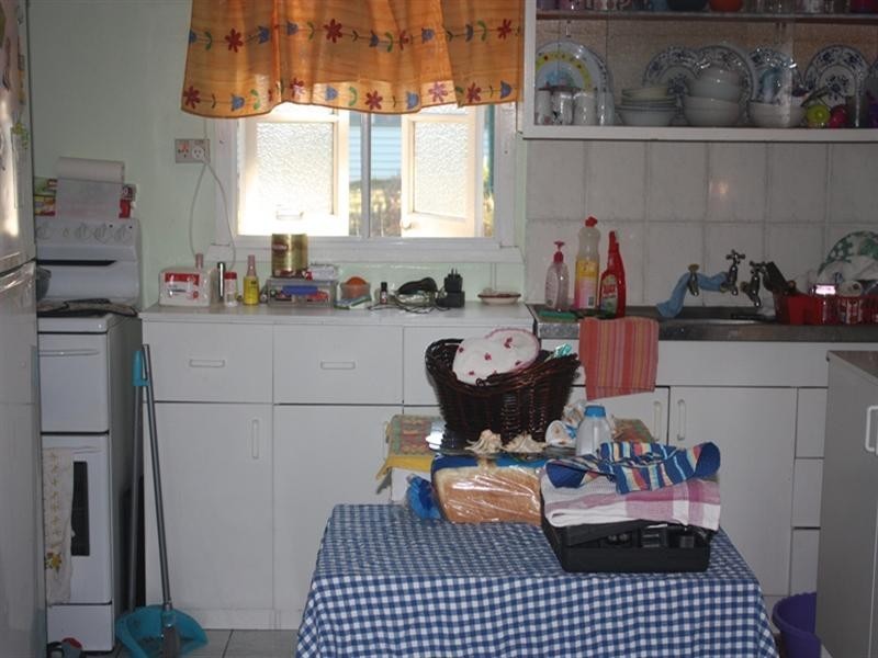 3 Factory Lane, Toogoolawah QLD 4313