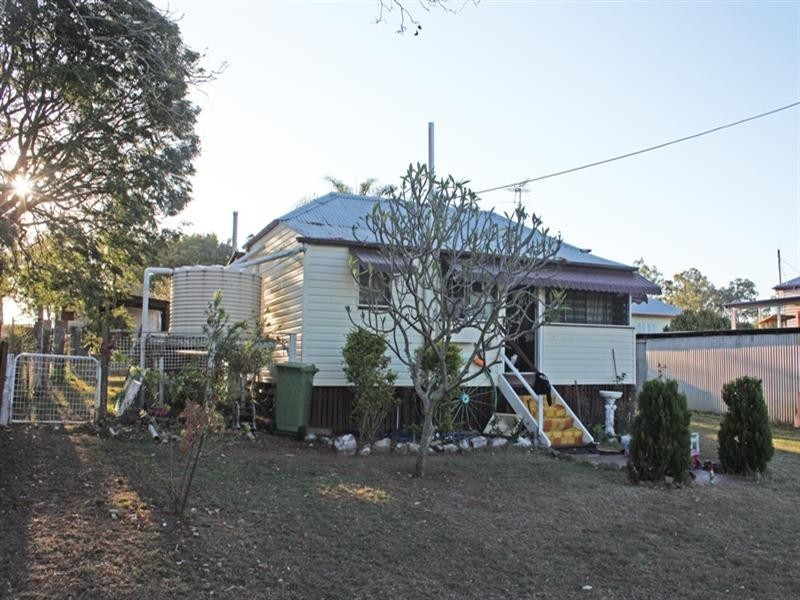 3 Factory Lane, Toogoolawah QLD 4313