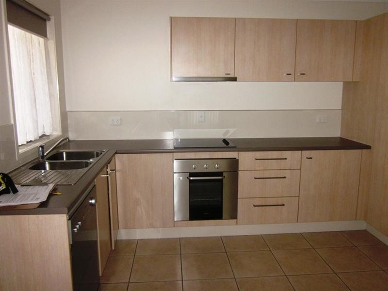 Unit 2/97 Fulham Street, Toogoolawah QLD 4313