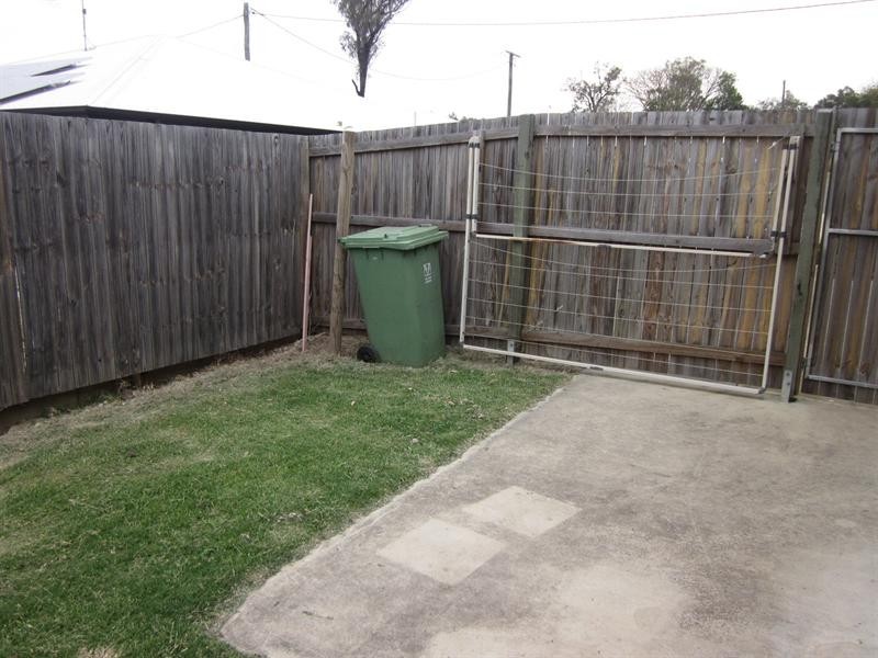 Unit 2/97 Fulham Street, Toogoolawah QLD 4313