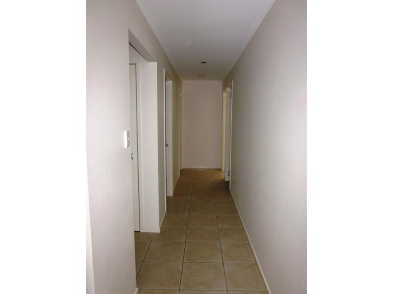 Unit 2/97 Fulham Street, Toogoolawah QLD 4313