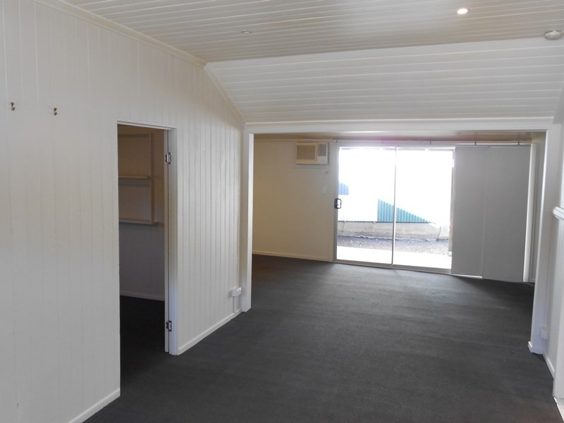 2 Guldbransen Street, Somerset Dam QLD 4312