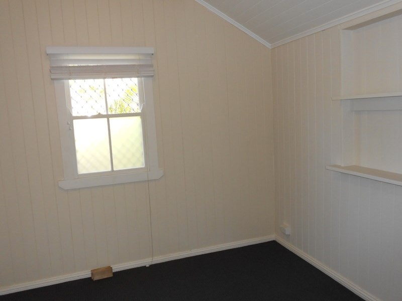 2 Guldbransen Street, Somerset Dam QLD 4312