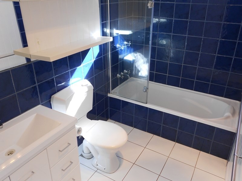 2 Guldbransen Street, Somerset Dam QLD 4312