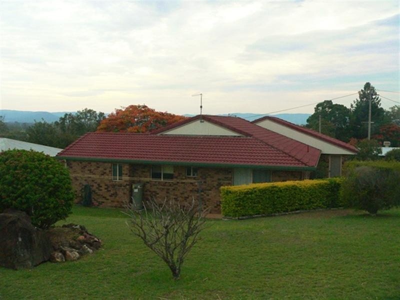 5 Victoria Street, Toogoolawah QLD 4313