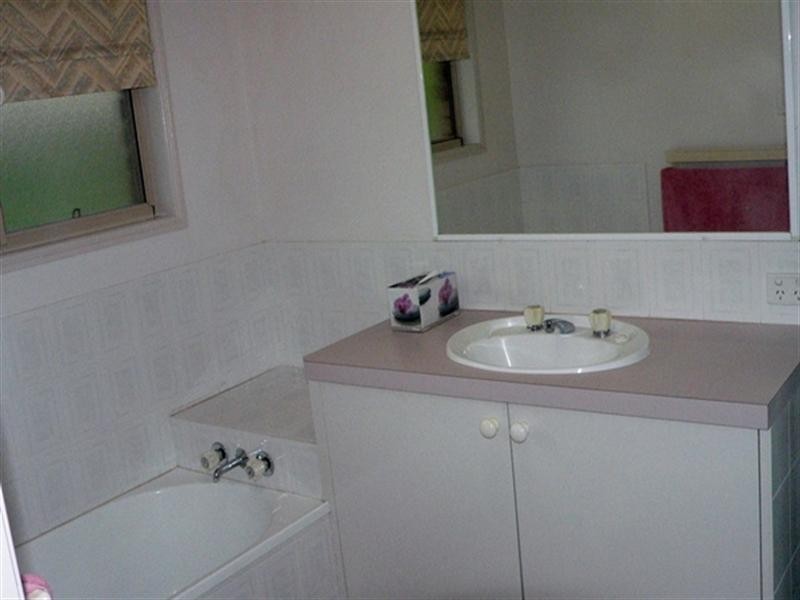 5 Victoria Street, Toogoolawah QLD 4313