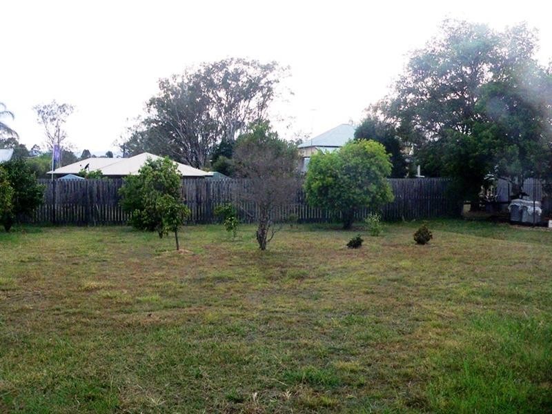 42 George Street, Toogoolawah QLD 4313