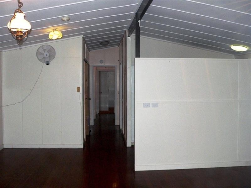 42 George Street, Toogoolawah QLD 4313