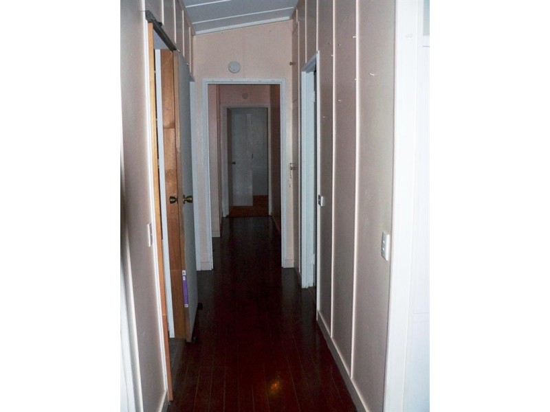 42 George Street, Toogoolawah QLD 4313