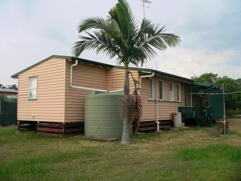 42 George Street, Toogoolawah QLD 4313