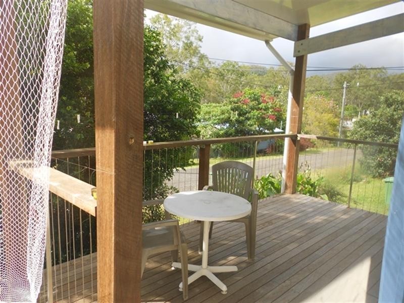 5-7 Jubilee Street, Somerset Dam QLD 4312
