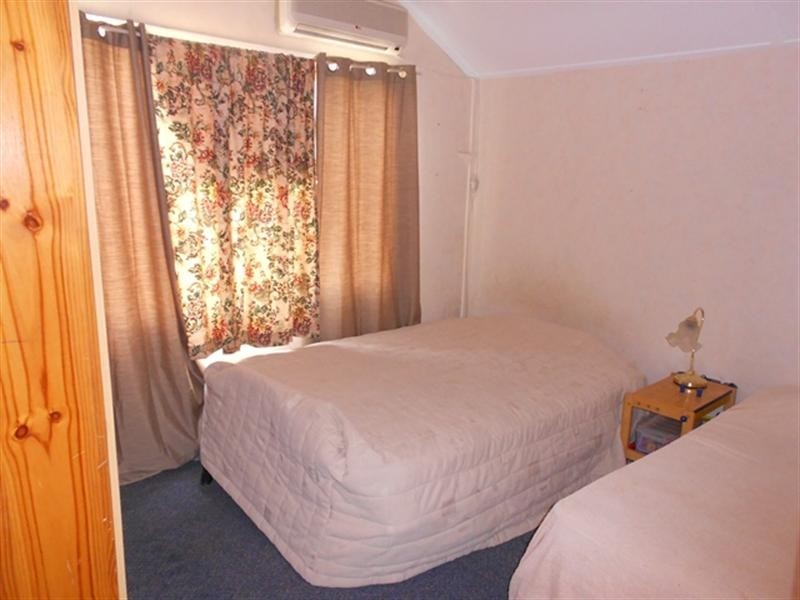 5-7 Jubilee Street, Somerset Dam QLD 4312
