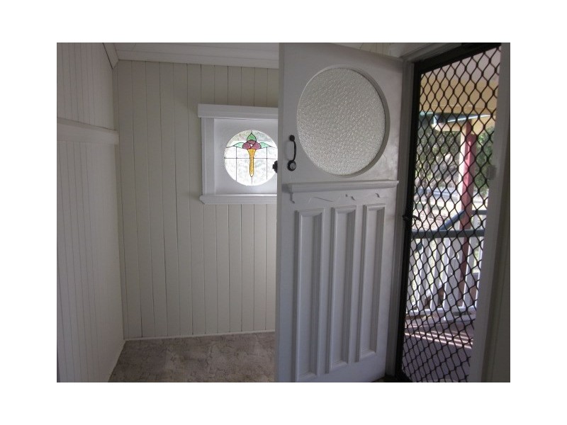 92 Eskdale Road, Toogoolawah QLD 4313