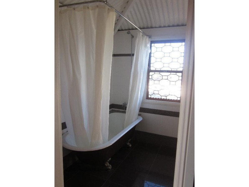 43 Bellambi Street, Toogoolawah QLD 4313