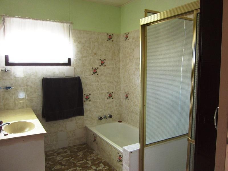 60 Fulham Street, Toogoolawah QLD 4313